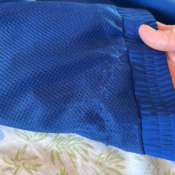 FIGS Size Small Sydney Scrub jacket - Picture 3 of 3